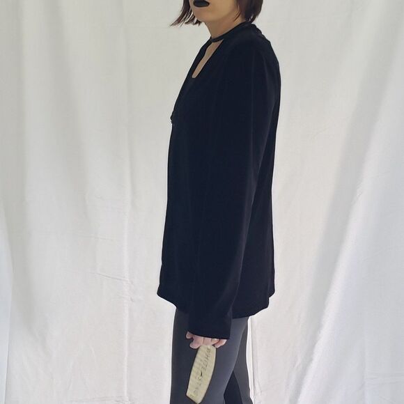 NWT White Stag Black Velvet Top‎ - Picture 2 of 5